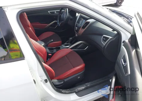 2014 Hyundai Veloster Base W/Red z USA, uszkodzony, nr VIN KMHTC6AD3EU200925